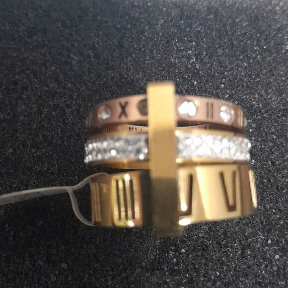 Triple Ring with Binder...Size 6 - Picture 2 of 4